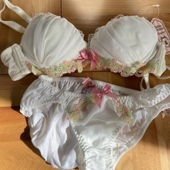 《未使用タグ付き》チュチュアンナ　下着