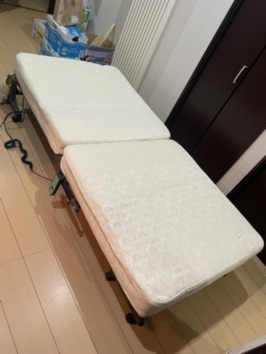 折りたたみ　シングルベッド