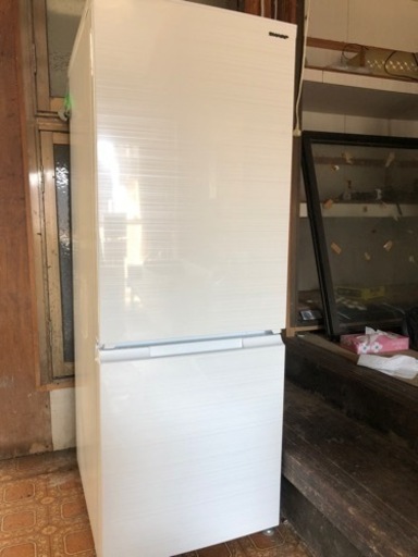 冷蔵庫　単身用　シャープ製