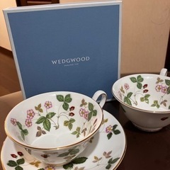 中古　WEDGWOOD ワイルドストロベリー　ティーカップ2 ソ...