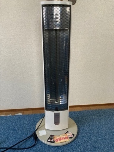 遠赤外線ヒーター　電気ストーブ