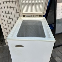 冷凍ストッカーの画像