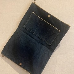 Denime ドゥニーム　デニム クラッチ バッグ　ほぼ新品の画像