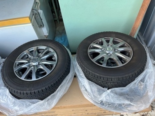 スタッドレス145/80r12 ホイールr12 3.5j 4本