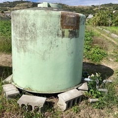 貯水タンク2トン