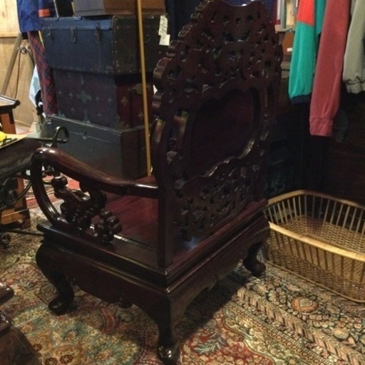 2脚あります】螺鈿椅子【F00459】