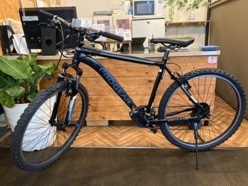 【PROGEAR pro2621前後タイヤ・チューブ新品！】アルミフレーム　3×7速　サスペンション付き26インチMTB マットブラッ