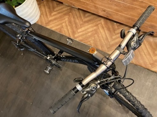【PROGEAR pro2621前後タイヤ・チューブ新品！】アルミフレーム　3×7速　サスペンション付き26インチMTB マットブラッ