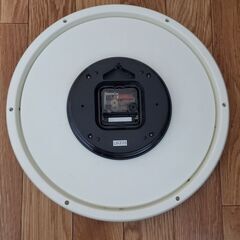 壁掛け時計　（CASIO）の画像