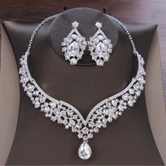 大粒ビジュー 3点セット ブライダル セットウェディングアクセサリーの画像