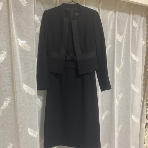 ピエール・カルダンのブラックフォーマル3号(10万円で購入)