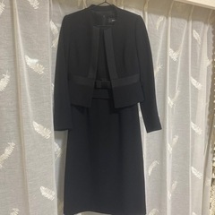 ピエール・カルダンのブラックフォーマル3号(10万円で購入)