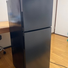 2020年製　冷蔵庫　118リットル