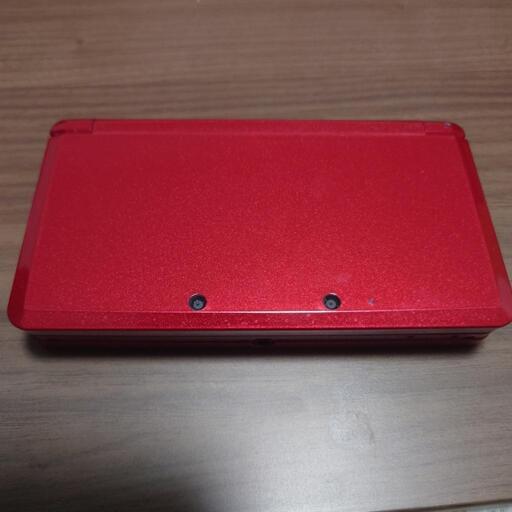 ニンテンドー3DS メタリックレッド  桃太郎電鉄DS 充電器 タッチペン SDカード付き
