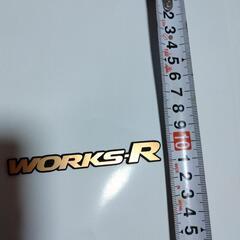 新品未使用エンブレム。ゴールドで格好良いですの画像