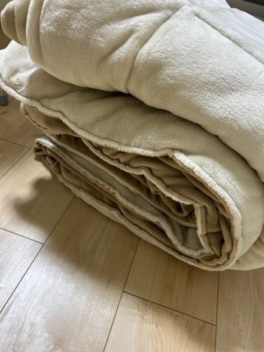 ダブルサイズ　毛布　極厚　丸洗い可