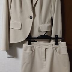 最終値下げ☆UNTITLEDレディーススーツ☆の画像