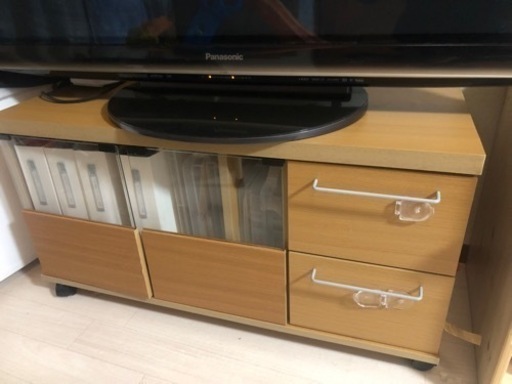 テレビ台
