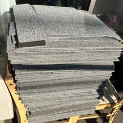 ※ お取引き中　　　東リ　タイルカーペット　