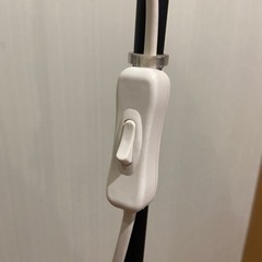 IKEA フロアランプの画像
