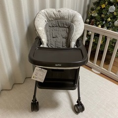 アップリカ ハイローチェア ユラリズムの画像