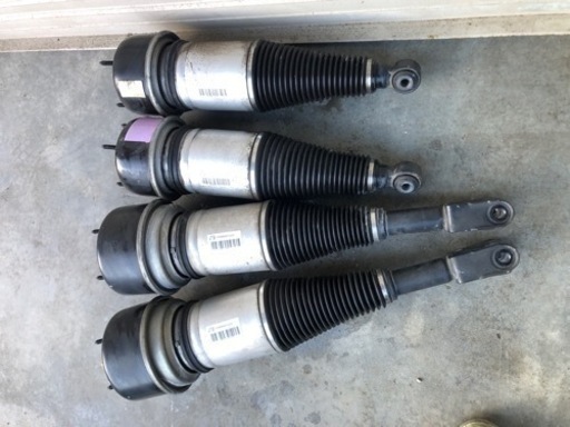 ジャガー XJ8用エアサス 1台分 4本組