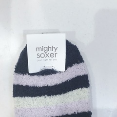 【年内〆切】新品未使用　もこもこ靴下　レディースの画像