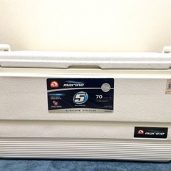 クーラーボックス　66L igloo            5D...