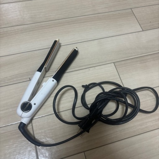 one dam ヘアーアイロン　ワンダム　格安‼️