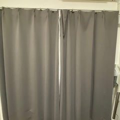 シックなカーテン