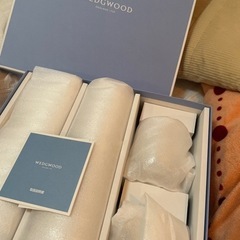 WEDGWOOD プロミシス トゥー ハーツ シャンパン ペア