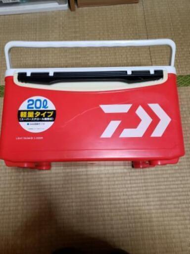 ダイワ20Lクーラーポックス軽量タイプ