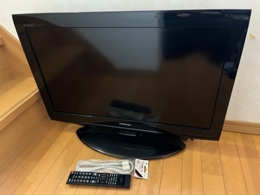 美品 2011年製 TOSHIBA REGZA 32v型 液晶テレビ 32RE2 薄型