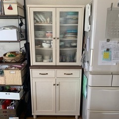 食器棚　レトロ