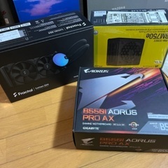 【自作PC】小型ハイエンド ゲーミングPC 簡易水冷 Mini-ITXの画像