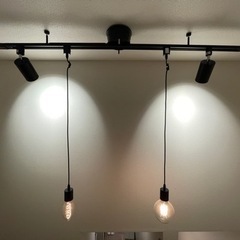 引掛けシーリング取付ダクトレール 1.5m 照明器具付