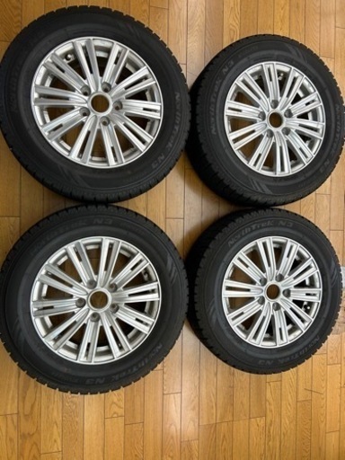 アルミ付きスタッドレスタイヤ195/65R15