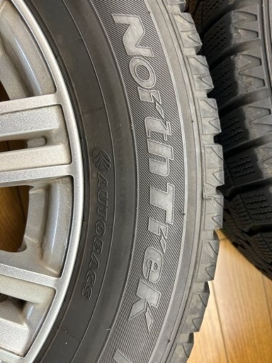アルミ付きスタッドレスタイヤ195/65R15