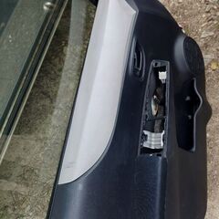 FIT白 NSP130助手席ドア、左フェンダーの画像