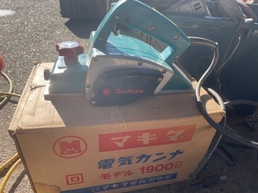 電気カンナ