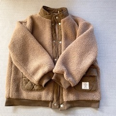 キッズアウター　サイズ130cmの画像