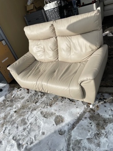 【幅138cm】スィートデコレーション 2人掛けソファ 革張り 背もたれ取り外し可