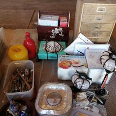 食器2 ケース 灯籠、温泉卵器などの画像