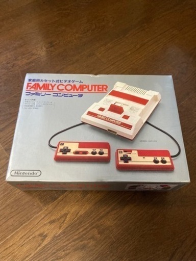 昔のファミコンとソフト2本　スーパーマリオブラザーズ、ディグダグⅡ