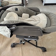 combi  スウィングの画像
