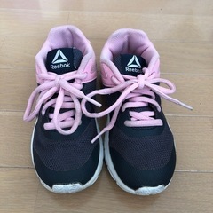 Reebok✩18cm靴