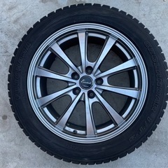 スタッドレスタイヤ + アルミホイール 4本セット 美品の画像