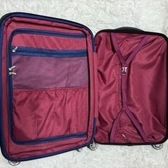 キャリーケース 青 高さ約58cm 横幅約41cm 奥行約26cm キャスター込み約67cm  鍵無しの画像