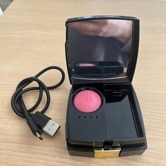 コンパクト型モバイルバッテリー