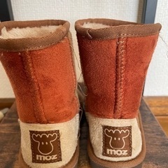 moz  キッズ　ムートンブーツ　16㎝の画像
